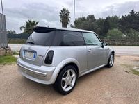Usata Mini ONE 75 CV (55 kW) 2003 Grigio Utilitaria
