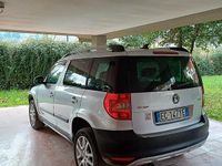 Usata Skoda Yeti 110 CV (80 kW) 2010 Grigio SUV
