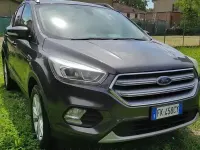 Usata Ford Kuga Titanium 120 CV (88 kW) 2017 Grigio SUV