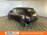 Usata Lancia Ypsilon Silver 71 CV (52 kW) 2020 Blu/azzurro Utilitaria