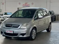 Usata Opel Meriva Enjoy 90 CV (66 kW) 2010 Grigio Monovolume