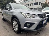 Usata Seat Arona Style 95 CV (69 kW) 2019 Argento SUV