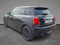 Usata Mini ONE Classic 102 CV (75 kW) 2018 Nero / metallizzato Utilitaria