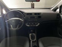 Usata Kia Rio Active 86 CV (63 kW) 2014 Berlina