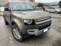 Usata Land Rover Defender S 200 CV (147 kW) 2021 Gondawa stone SUV