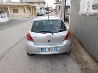 Usata Toyota Yaris 69 CV (50 kW) 2011 Other Berlina