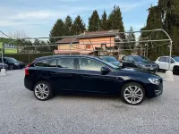 Usata Volvo V60 Ocean Race 120 CV (88 kW) 2016 Bluazzurro Station wagon
