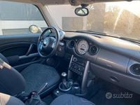 Usata Mini ONE 90 CV (66 kW) 2004 Giallo Utilitaria