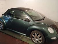 Usata VW New Beetle Cabriolet 116 CV (85 kW) 2003 Verde Cabrio