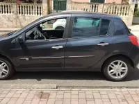 Usata Renault Clio II 75 CV (55 kW) 2007 Berlina