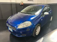 Usata Fiat Grande Punto Active 65 CV (47 kW) 2007 Bluazzurro Utilitaria