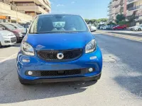 Usata Smart ForFour Passion 71 CV (52 kW) 2018 Blu/azzurro Utilitaria