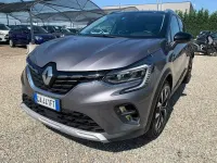 Usata Renault Captur Intens 101 CV (74 kW) 2020 Grigio SUV