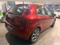 Usata Fiat Grande Punto 90 CV (66 kW) 2006 Rosso Utilitaria