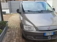 Usata Fiat Multipla 120 CV (88 kW) 2009 Marrone Monovolume