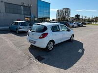 Usata Opel Corsa Club 80 CV (58 kW) 2010 Bianco Berlina