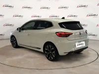 Usata Renault Clio V Techno 101 CV (74 kW) 2023 Bianco ghiaccio Berlina