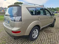 Usata Mitsubishi Outlander Instyle 140 CV (102 kW) 2007 Bronzo SUV