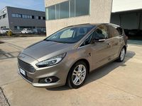 Usata Ford S-MAX S 180 CV (132 kW) 2015 Grigio Monovolume