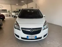 Usata Opel Meriva Cosmo 95 CV (69 kW) 2016 Bianco Monovolume
