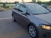 Usata VW Golf Sportsvan 110 CV (80 kW) 2016 Grigio Monovolume
