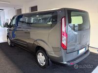 Usata Ford Tourneo 131 CV (96 kW) 2020 Grigio Monovolume