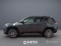 Usata Jeep Compass Summit 131 CV (96 kW) 2025 Grey graphite SUV