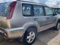 Usata Nissan X-Trail 136 CV (100 kW) 2006 Grigio SUV