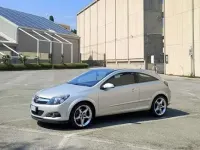 Usata Opel Astra GTC 179 CV (131 kW) 2009