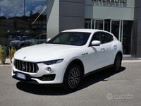 Usata Maserati Levante GranLusso 250 CV (183 kW) 2018 Bianco SUV