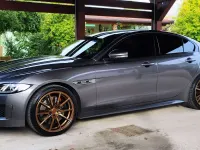 Usata Jaguar XE 300 CV (220 kW) 2018 Grigio Berlina
