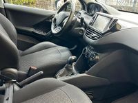 Usata Peugeot 208 82 CV (60 kW) 2017 Grigio Utilitaria
