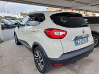 Usata Renault Captur 90 CV (66 kW) 2015 Beige SUV