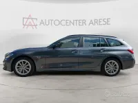 Usata BMW 320 Advantage 163 CV (119 kW) 2022 Grigio Station wagon