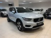 Usata Volvo XC40 Momentum 150 CV (110 kW) 2020 Grigio SUV