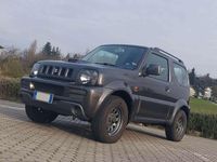 Usata Suzuki Jimny 86 CV (63 kW) 2010 Grigio SUV