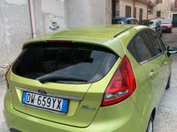Usata Ford Fiesta Titanium 90 CV (66 kW) 2009 Verde Utilitaria