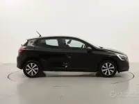 Usata Renault Clio V Equilibre 91 CV (66 kW) 2023 Nero Berlina