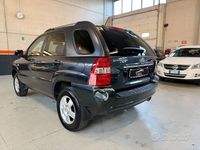 Usata Kia Sportage Active 141 CV (103 kW) 2007 Grigio SUV