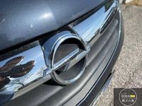 Usata Opel Corsa Edition 95 CV (69 kW) 2011 Grigio scuro Utilitaria