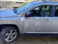 Usata Jeep Compass Sport 163 CV (119 kW) 2013 Grigio SUV