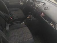 Begagnad Mazda 2 75 HK (55 kW) 2008 Grå Halvkombi