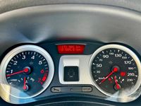 Usata Renault Clio II 75 CV (55 kW) 2010 Bianco Berlina