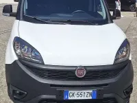 Usata Fiat Doblò 90 CV (66 kW) 2022 Bianco Monovolume