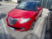 Usata Lancia Ypsilon 69 CV (50 kW) 2013 Rosso Utilitaria