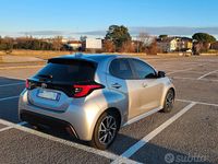 Usata Toyota Yaris 120 CV (88 kW) 2022 Grigio Utilitaria