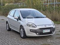 Usata Fiat Punto Evo S 95 CV (69 kW) 2011 Bianco Utilitaria