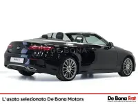 Begagnad Mercedes 300 Premium Plus 245 HK (180 kW) 2019 Svart Cab