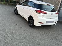Usata Hyundai i20 84 CV (61 kW) 2017 Bianco Berlina