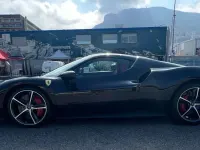 Usata Ferrari 296 829 CV (609 kW) 2024 Nero Cabrio